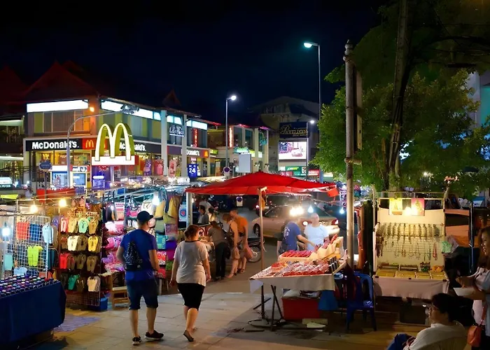 Go Inn Night Bazaar Cm
